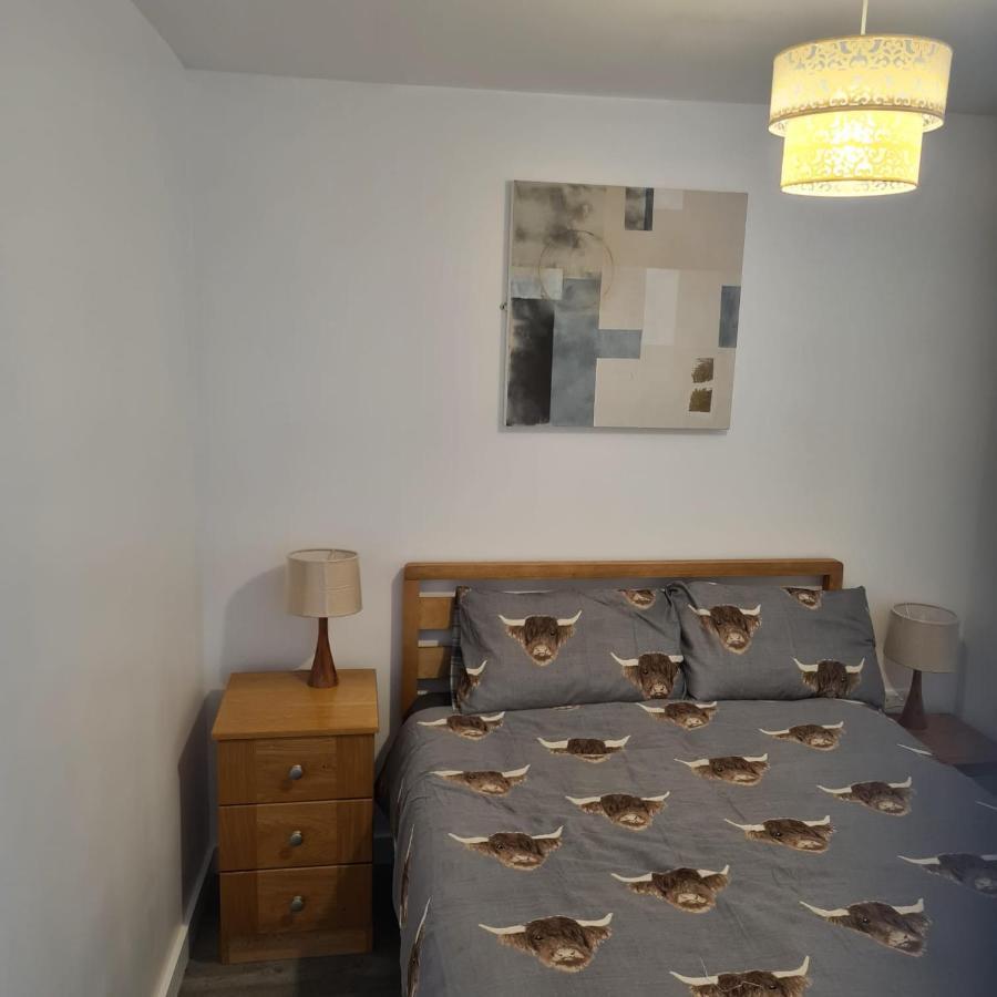 2 Bed Flat Right In Centre Of Portrush Town Apartment Exterior photo